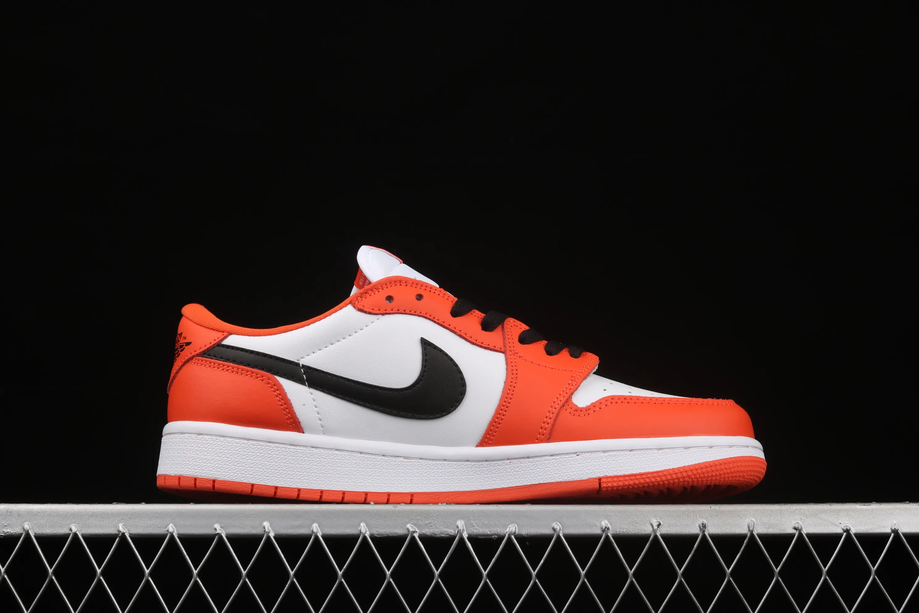 All categories Air Jordan Jordan series basketball shoes Air Jordan 1 Low Z version Air Jordan 1 Low OG "Shattered Backboard" AJ1 Joe 1 low-top buckle CZ0790-801